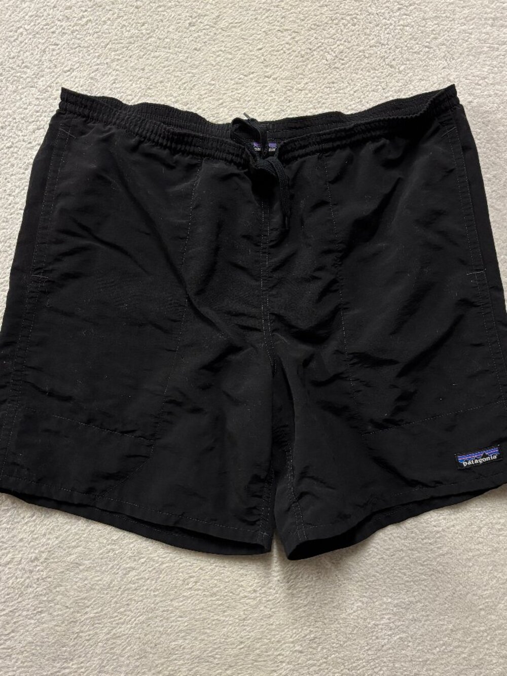 Patagonia Baggies Mens Medium 6" Inseam Black Light weight Quick Dry Mesh Lined,